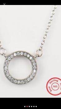 Kette mit rundem Zirkonia besetzten Anhänger,  925´er Silber