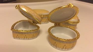 Preview: Gastgeschenk Porzellandose/ beige (10 St.)