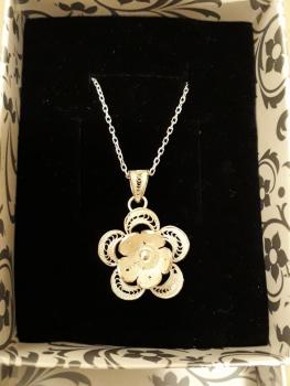 Kette mit Anhänger/ Blume/ Echt 925´er Sterling Silber