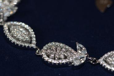 Armband mit Zirkoniasteine in Tropfenform Sterling Silber 925