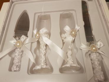 Preview: Tortenheber, Tortenmesser, Champagnergläser